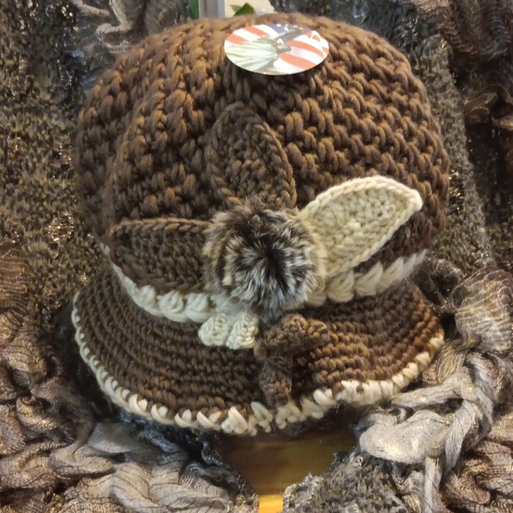 Bucket Cap and 3D Knit Scarf With Fringe in Neutral Tones 63" 12" New - Picture 2 of 5